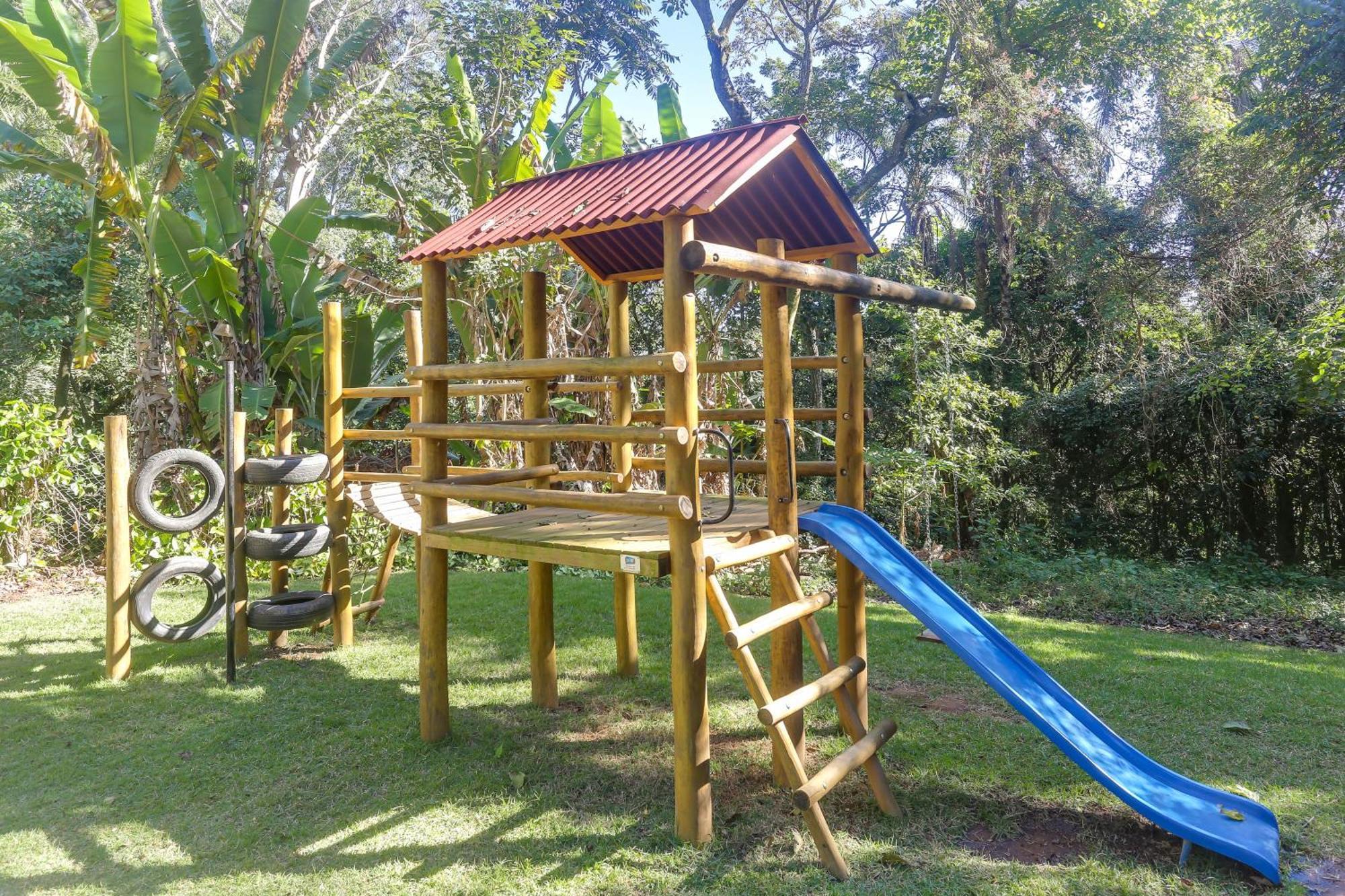 Pousada Famiglia Bartho Espirito Santo do Pinhal Buitenkant foto